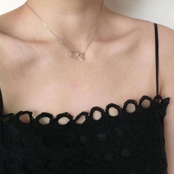 NEW 925 Sterling Silver Circle Triangle Necklace - Picture 3 of 7